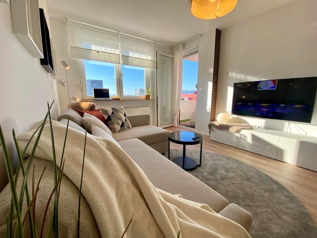 Delux Apartment La Arena With Private Garage ザグレブ エクステリア 写真