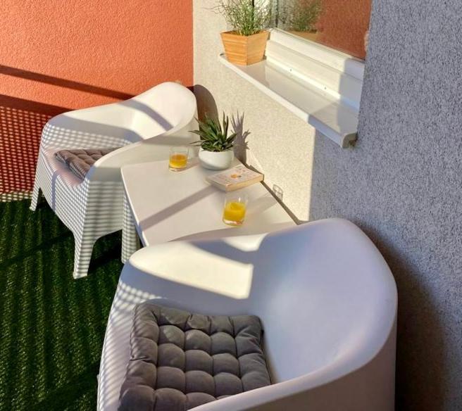 Delux Apartment La Arena With Private Garage ザグレブ エクステリア 写真